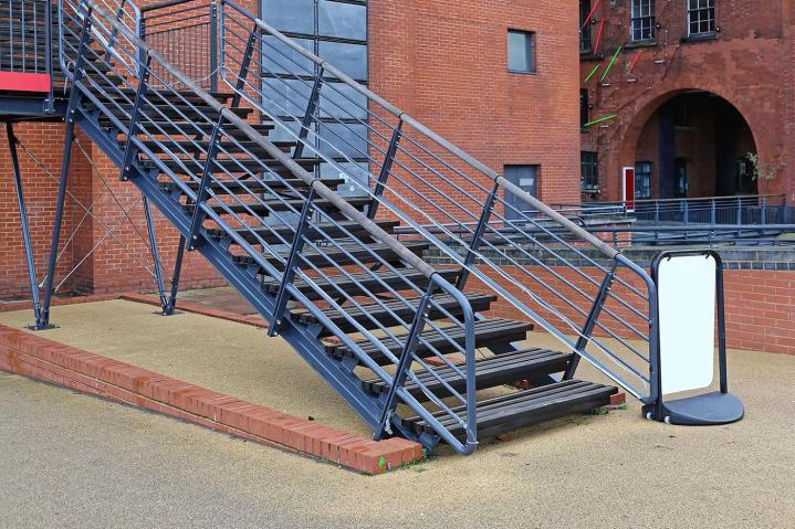 Fabrication et pose d'escaliers Roanne